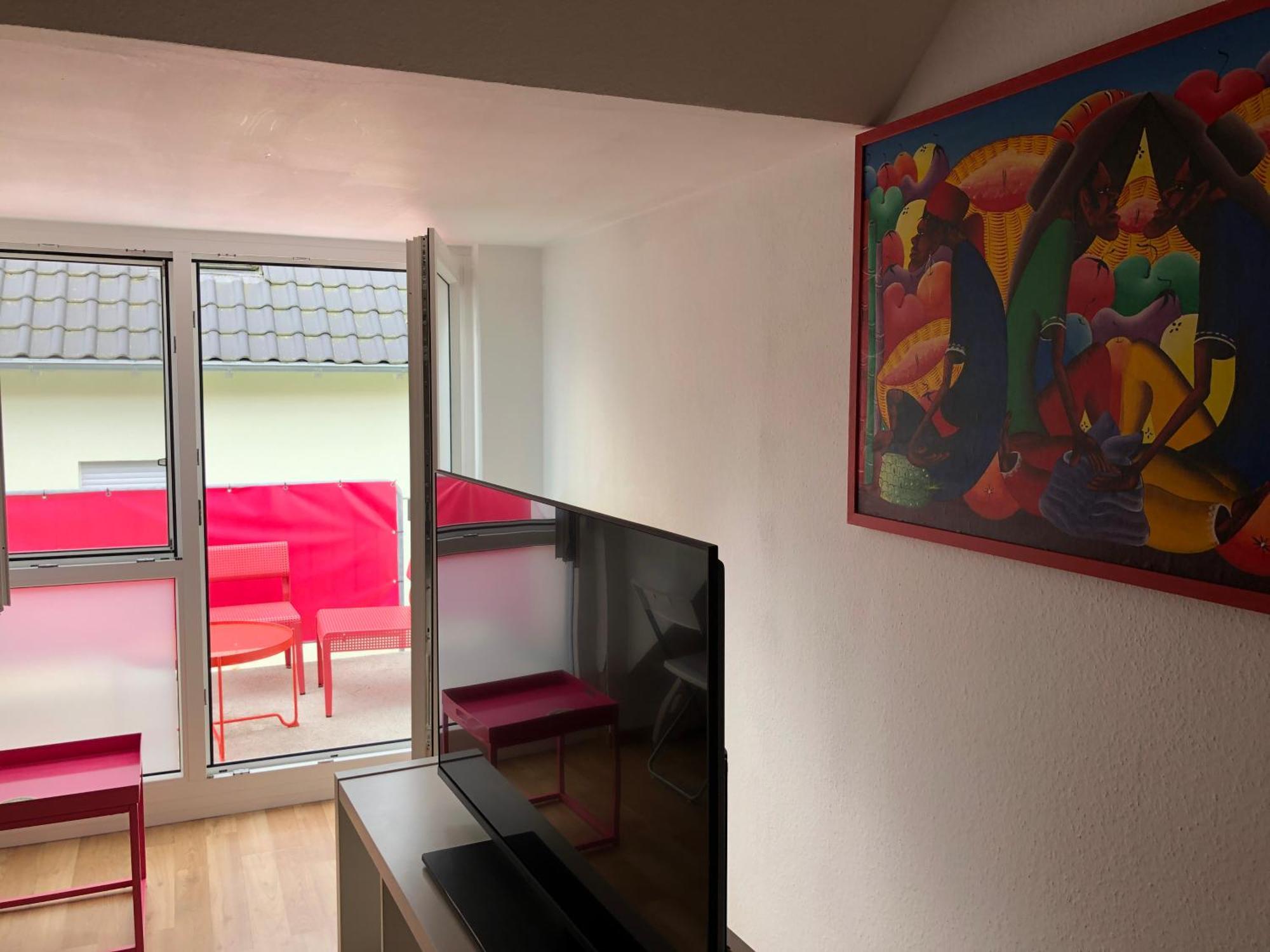 Studio Ochsenfurt Mit Sonnigem Balkon Екстериор снимка